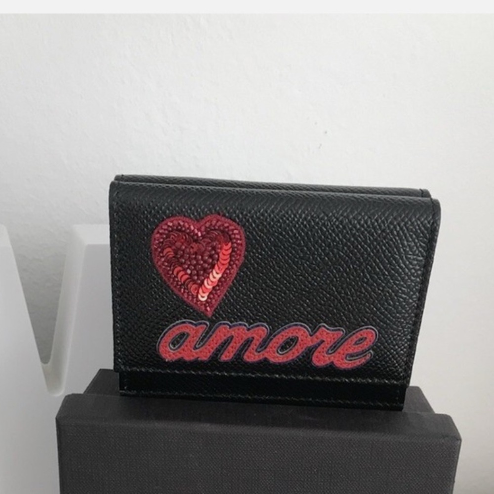 Dolce & Gabbana Flap Wallet in Leather. NWT